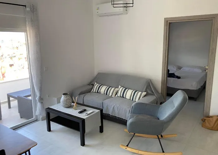 아파트 Restaurant Maria Sunrise 팔리라키