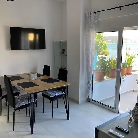 Daire Restaurant Maria Sunrise *